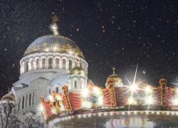 Впервые на Якорной площади - мультимедийное новогоднее шоу!