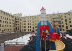 Молодым семьям Кронштадта вручены документы на квартиры