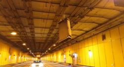 Негабаритные авто нанесли ущерб тоннелю КЗС
