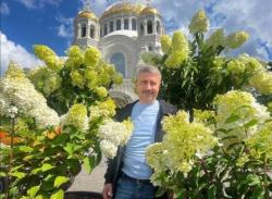 На Якорной площади появился чудесный сад!