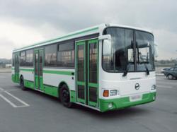 Автобус № 175 выходит на маршрут